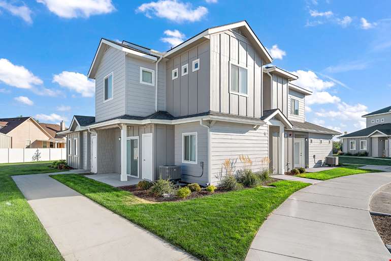 Wilson Creek Townhomes multifamily community in Nampa, Idaho
